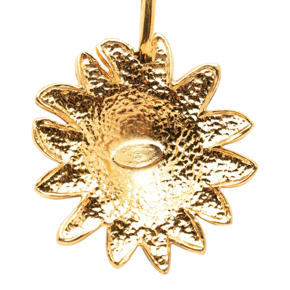 Pre-Loved Chanel Gold Plated Leo Lion Sun Medallion Necklace - Picture 4 of 7